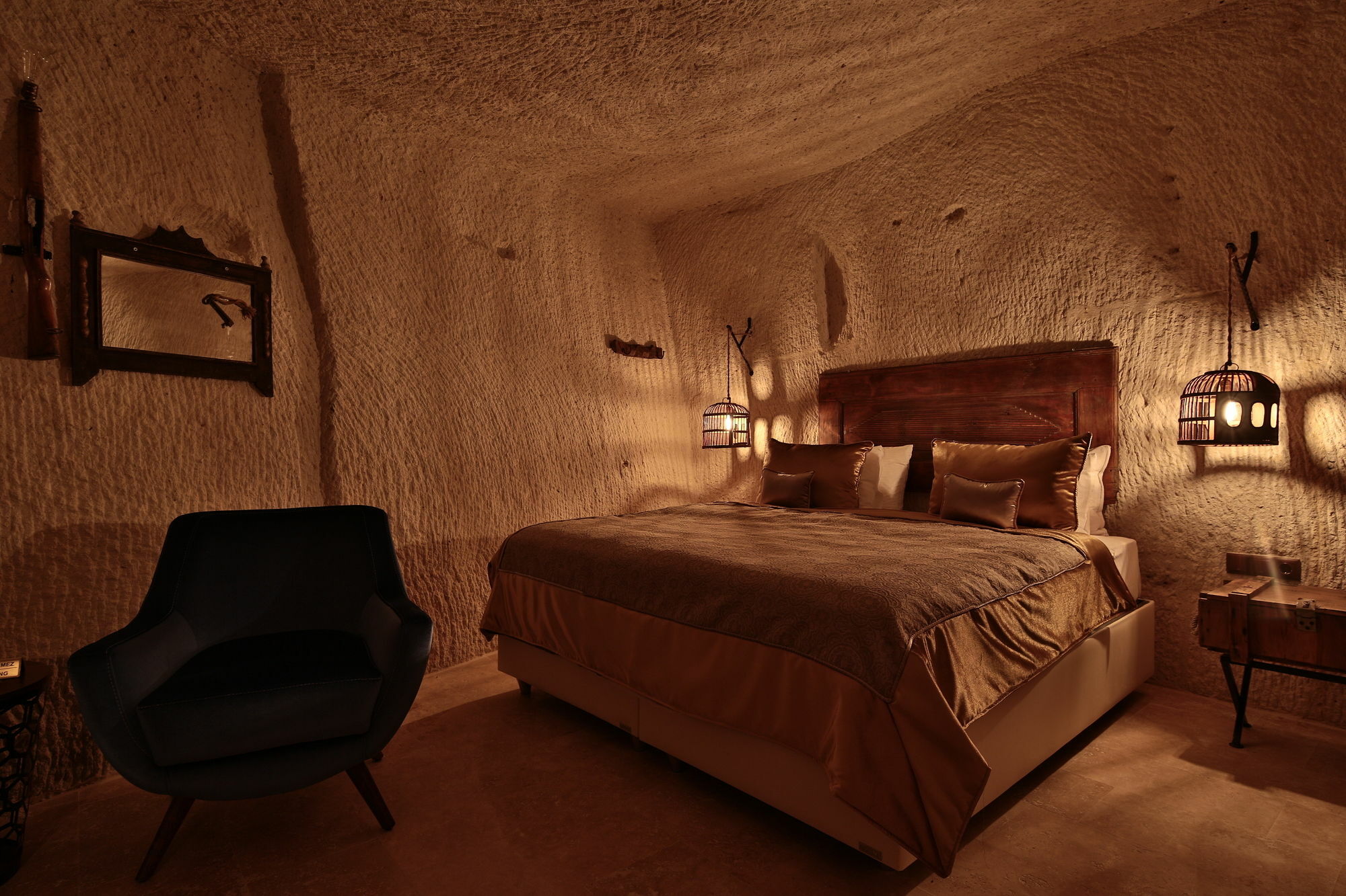 The Owl Cave Готель